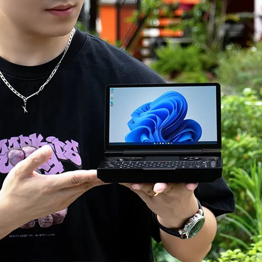 GPD WIN Mini ultra-portable 7-inch 120Hz gaming handheld console GPD G110