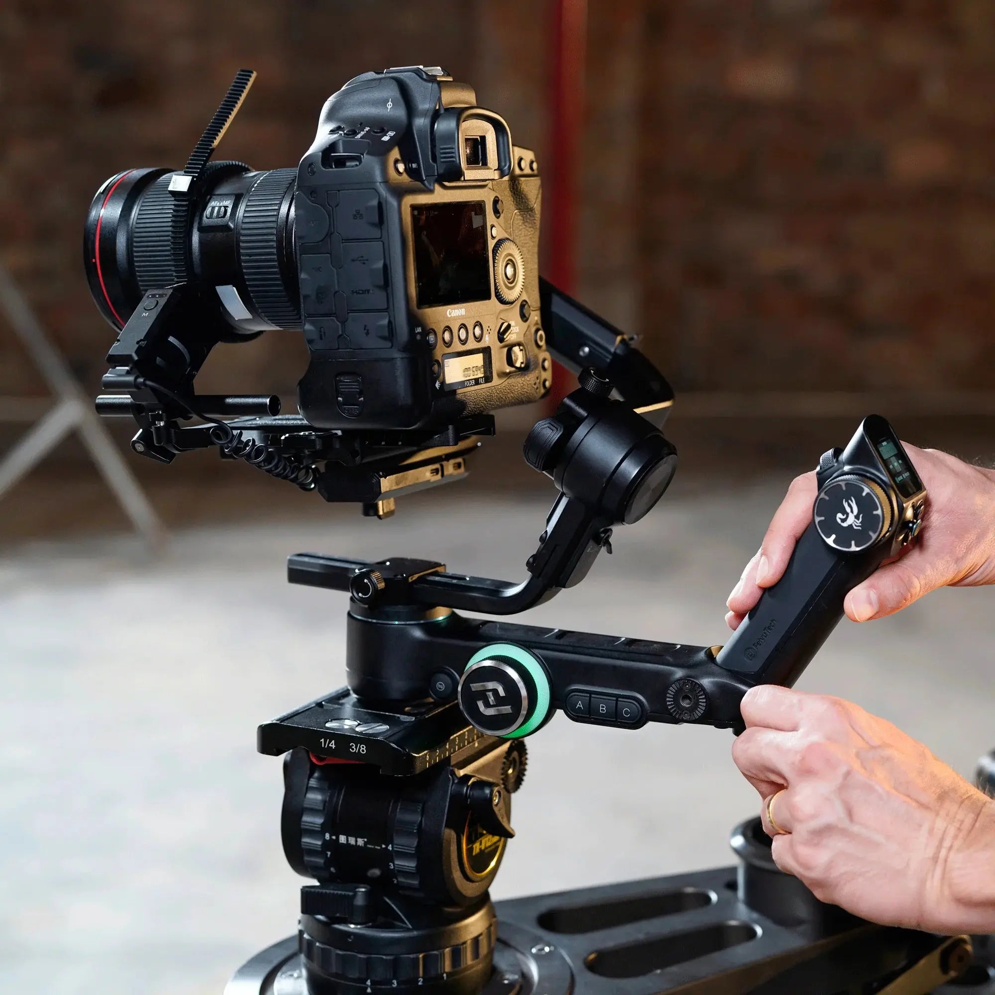 Feiyu Scorp Pro Detachable 3-Axis Professional Gimbal Stabilizer for Cinema DSLR Mirrorless Camera1