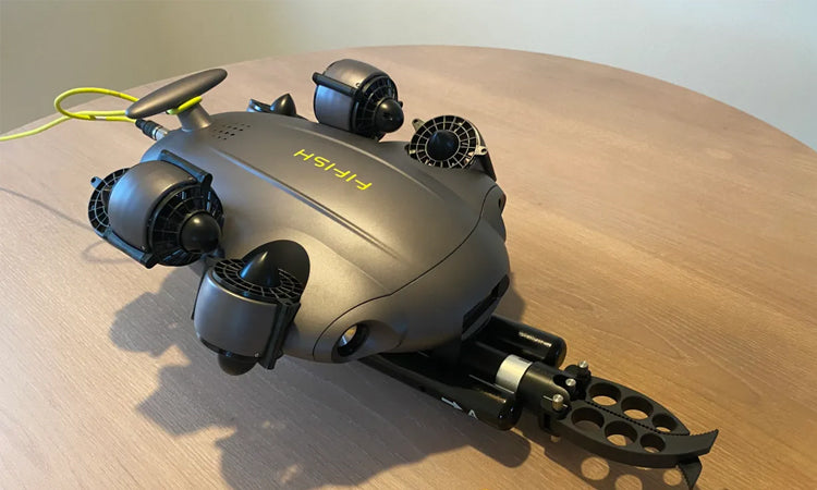 Qysea FIFISH V6 EXPERT is a professional underwater robot with a 12MP 4K camera, 166° wide-angle lens, 360° mobility, and versatile tools. It can use an onshore power supply for enhanced performance.