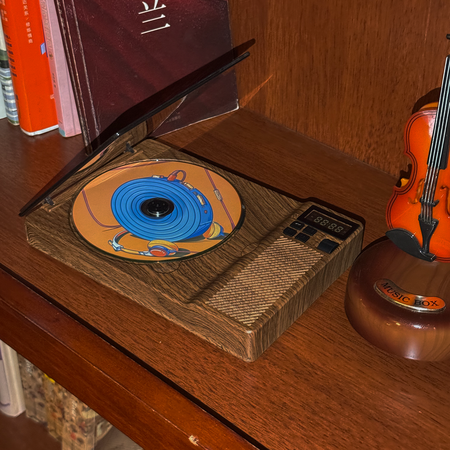 SchwayShop Vintage Wood Grain CD Player with Built-in Speakers